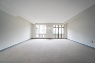 万科君望(别墅) 5室2厅5卫 304.51m² 750万