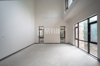 融创微风之城(别墅) 4室2厅4卫 203.00m² 548万