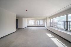 九龙仓雍景山(公寓住宅) 4室2厅2卫 138.86m² 170万