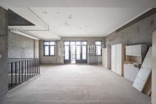 绿城富春玫瑰园 4室2厅4卫 255.00m² 880万