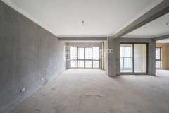 文居学府 3室2厅2卫 105.30m² 210万