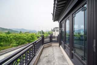 绿城云栖桃花源(别墅) 4室2厅2卫 240.43m² 1100万