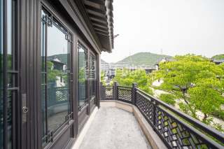 绿城云栖桃花源(别墅) 4室2厅2卫 230.33m² 800万