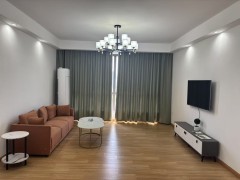 如画府 4室2厅2卫 118.00m² 3200元/月