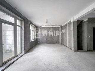 绿城富春玫瑰园 4室2厅4卫 235.00m² 650万