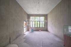 秀水山庄 4室2厅3卫 267.00m² 980万