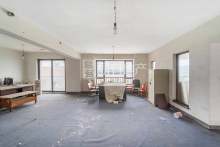 富宸江滨18号公馆 4室2厅3卫 214.00m² 600万