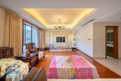 三江鸣翠蓝湾(公寓住宅) 3室2厅3卫 185.74m² 399万