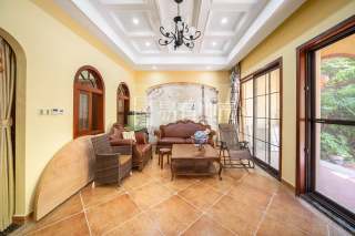 清源上林湖(别墅) 4室3厅3卫 238.29m² 700万