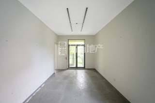 清源上林湖(别墅) 4室2厅3卫 207.03m² 560万