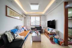 清风泰安苑西区 2室1厅1卫 70.00m² 75万