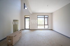 万科玖望(别墅) 4室2厅4卫 153.00m² 398万