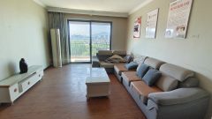 虎山雅苑 3室2厅2卫 160.00m² 2300元/月