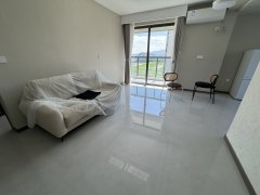 秦忆荣府北区 2室1厅1卫 60.00m² 2000元/月