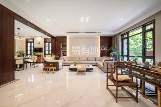 九龙仓雍景山(公寓住宅) 4室2厅3卫 248.00m² 500万