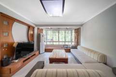 中光花园 4室2厅2卫 127.56m² 150万