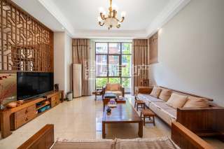 三江鸣翠蓝湾(别墅) 5室2厅4卫 212.68m² 7000元/月