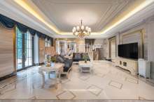 绿城富春玫瑰园 7室3厅7卫 296.84m² 2600万