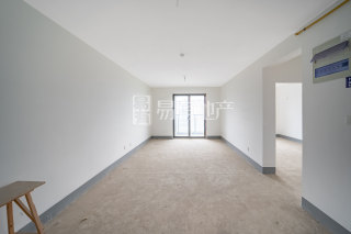 秦忆荣府北区 3室2厅1卫 110.00m² 130万
