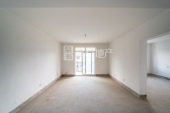 颐景山庄(公寓住宅) 4室2厅2卫 176.00m² 260万