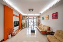 容大五环城市花园 3室2厅2卫 117.00m² 100万