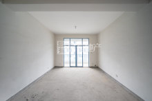 容大五环城市花园 3室2厅2卫 170.00m² 185万