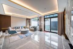 九龙一号 4室2厅4卫 334.35m² 1060万