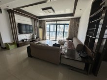 容大五环城市花园 4室2厅2卫 160.00m² 2500元/月