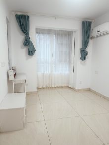 村口家园 3室2厅1卫 100.00m² 3300元/月