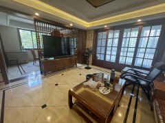 容大五环城市花园 3室2厅2卫 117.00m² 2500元/月