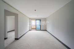 春珑华裕府 3室2厅1卫 90.00m² 73万
