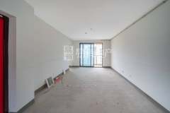 春珑华裕府 4室2厅2卫 155.15m² 125万