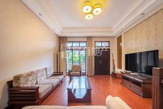 九龙山庄(别墅) 5室4厅3卫 294.00m² 595万