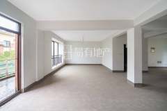 三江鸣翠蓝湾(公寓住宅) 4室2厅2卫 201.34m² 349万