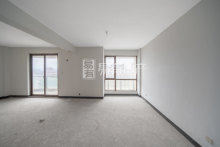 飞虹丁香花园 2室2厅1卫 90.82m² 135万