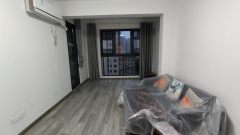 中庆润泽苑 3室2厅1卫 81.78m² 2200元/月
