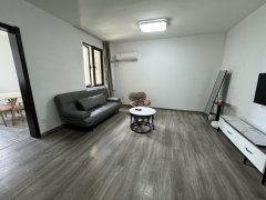 公望公寓 2室2厅2卫 102.58m² 2000元/月