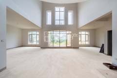绿城富春玫瑰园 5室2厅4卫 407.00m² 1250万