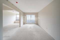 九龙仓雍景山(公寓住宅) 3室2厅1卫 95.00m² 118万