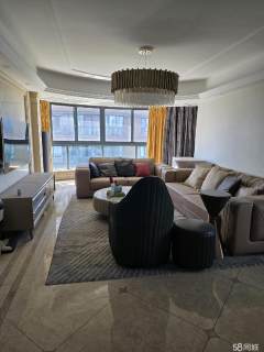 泊金湾 3室1厅2卫 139m² 2900元/月