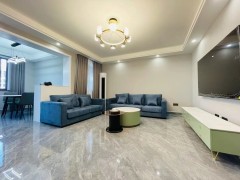 公望公寓 2室2厅2卫 103.69m² 2800元/月