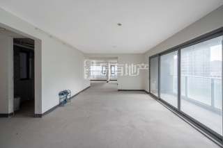 融创微风之城(公寓住宅) 4室2厅2卫 139.33m² 150万