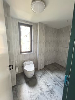 清源上林湖(公寓住宅) 3室2厅2卫 139.00m² 3300元/月