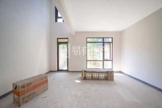 万科玖望(别墅) 4室3厅3卫 160.00m² 478万