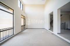 万科玖望(别墅) 4室2厅3卫 204.00m² 700万
