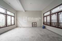 九龙一号 4室3厅2卫 336.95m² 430万
