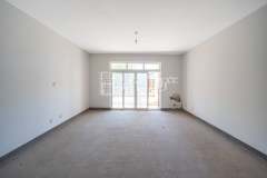 颐景山庄(公寓住宅) 4室2厅3卫 194.50m² 330万