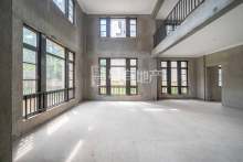 九龙仓雍景山(别墅) 6室2厅2卫 318.28m² 928万