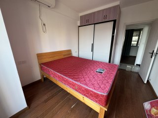 中天富春诚品二期 3室2厅2卫 95.23m² 2200元/月