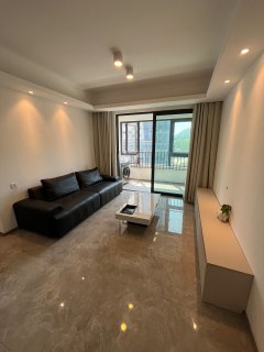 绿地潮悦江山城 3室2厅2卫 97.27m² 3000元/月